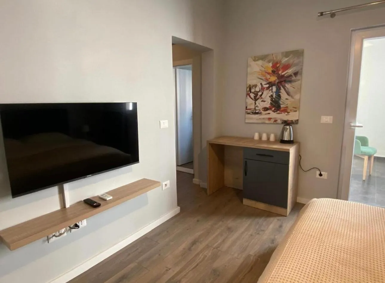 شقة فندقية Avenue Apartment 05 تيرانا